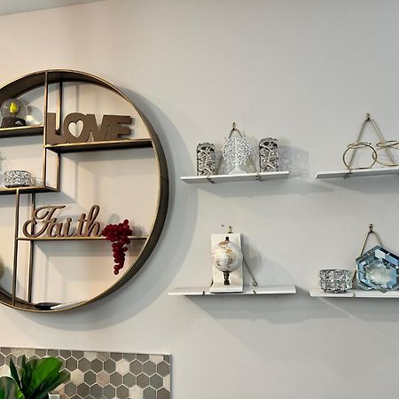 The Oasis Lounge By Luke 1913 Apartment Отава Екстериор снимка